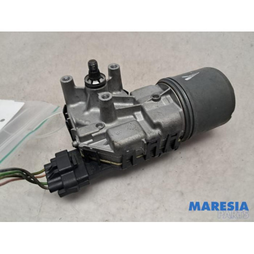 Peugeot - 206 PLUS - Front wiper motor