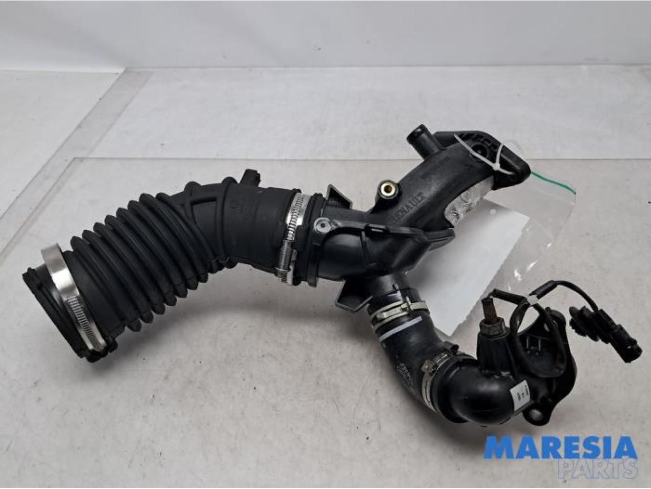 Renault - Clio - Turbo pipe
