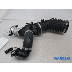 Renault - Clio - Turbo pipe