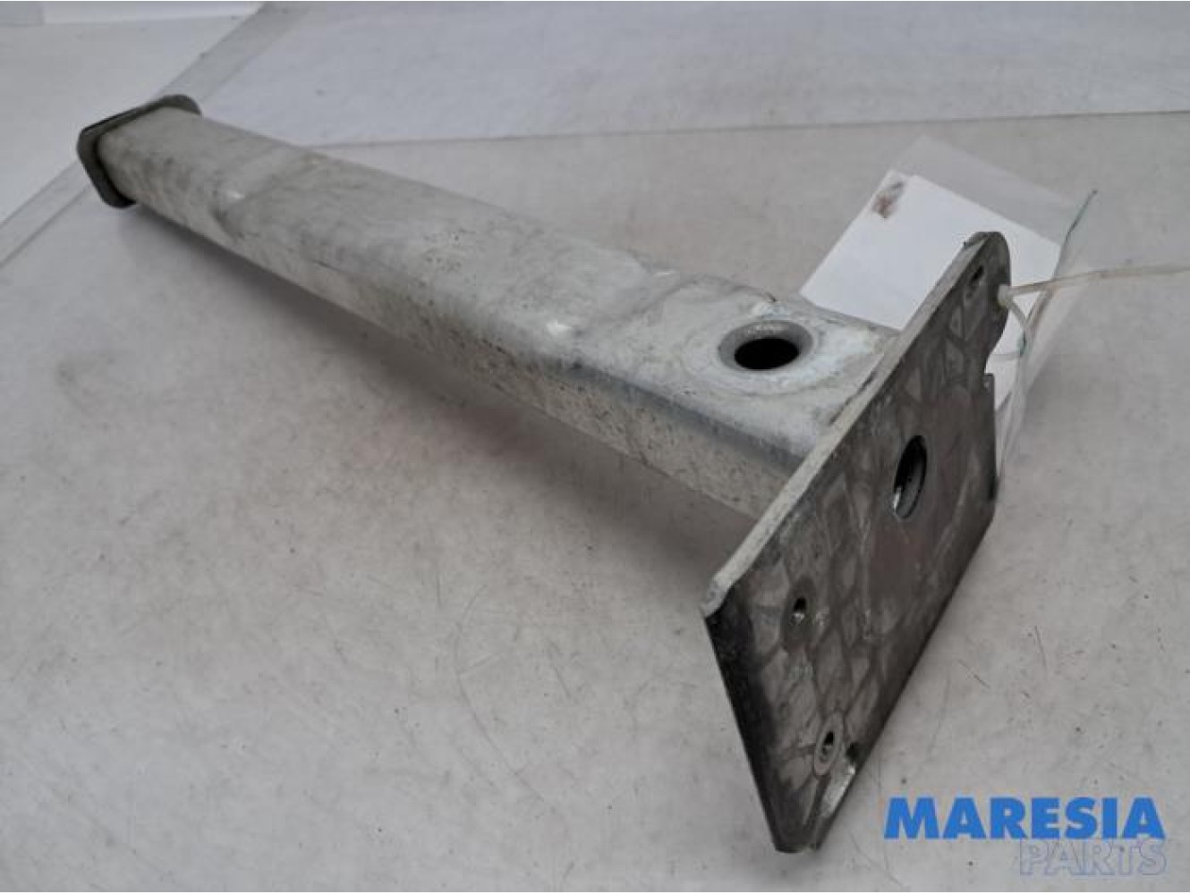 Citroen - C4 Picasso - Front part support