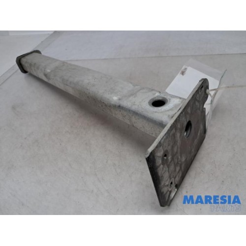 Citroen - C4 Picasso - Front part support