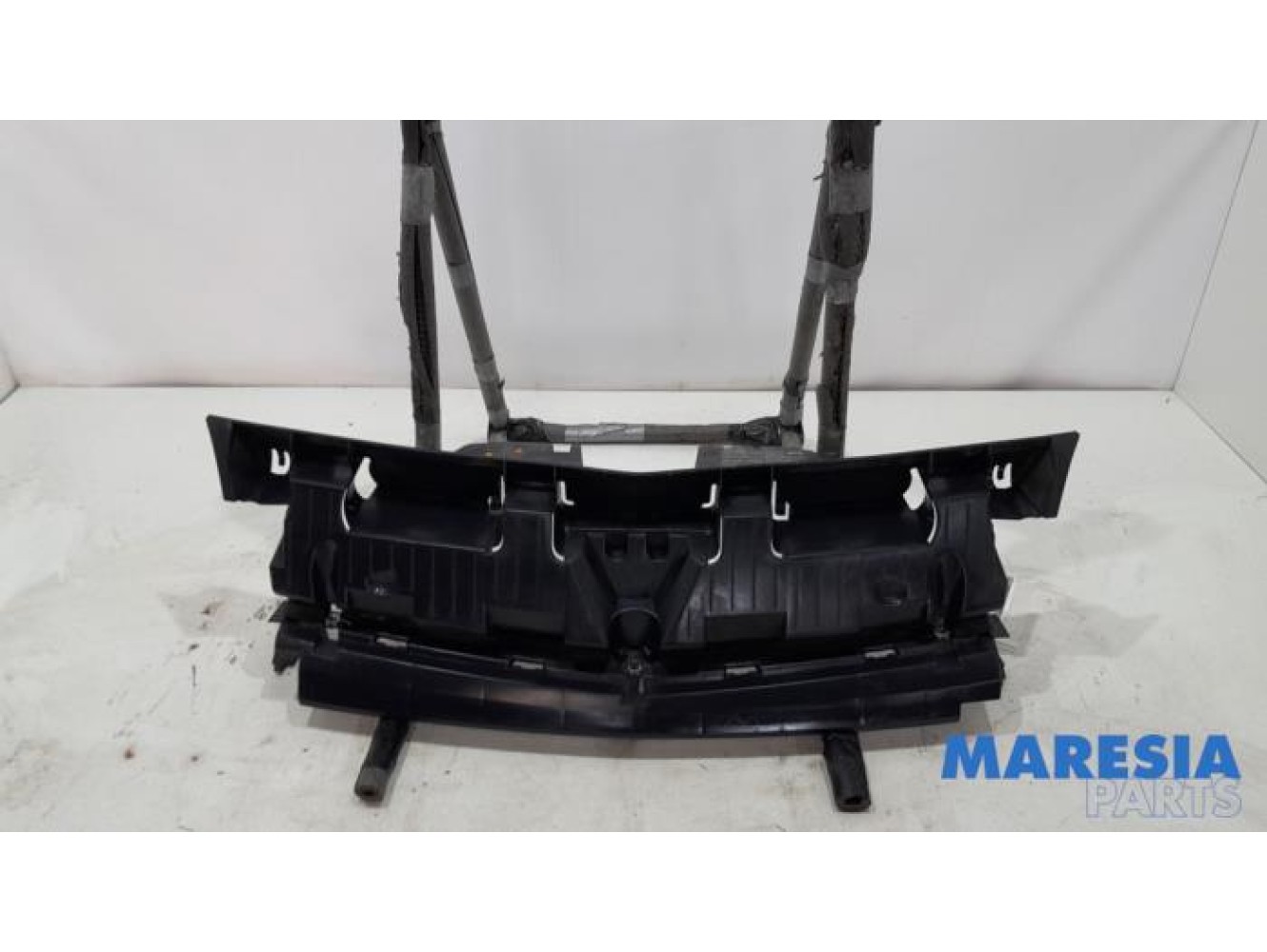 Renault - Kangoo - Front part support