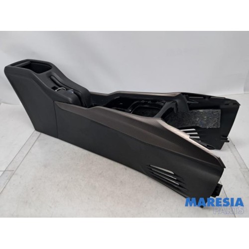 Peugeot - 2008 - Middenconsoles