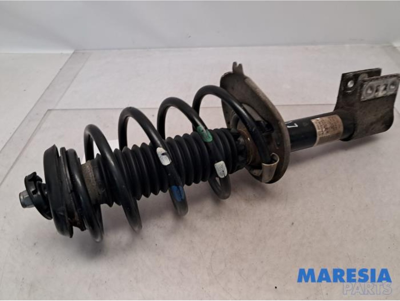 Citroen - Berlingo - Front shock absorber rod, left