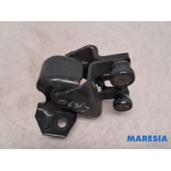 Citroen - Berlingo - Sliding door roller, left