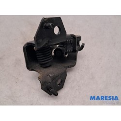Citroen - Berlingo - Sliding door roller, left