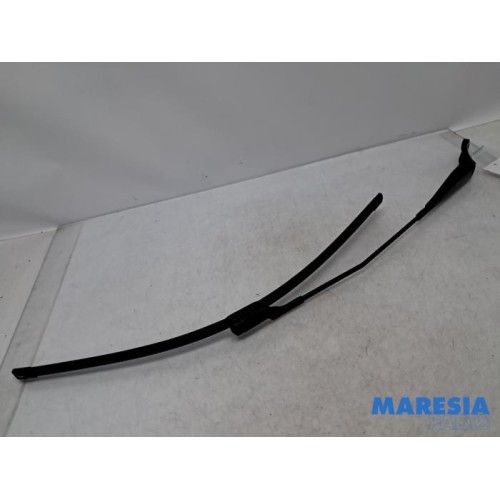 Citroen - Berlingo - Front wiper arm