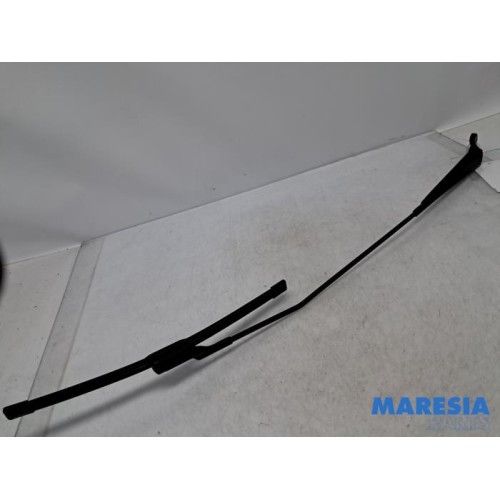 Citroen - Berlingo - Front wiper arm