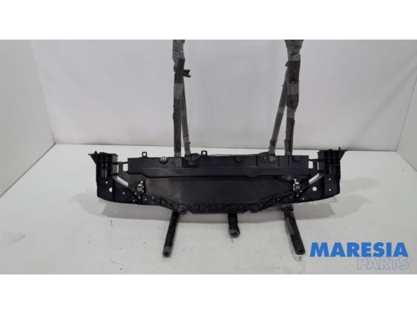 Peugeot - 207 - Front bumper frame