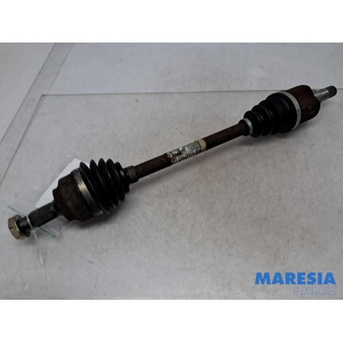 Peugeot - 207 - Aandrijfas links-voor
