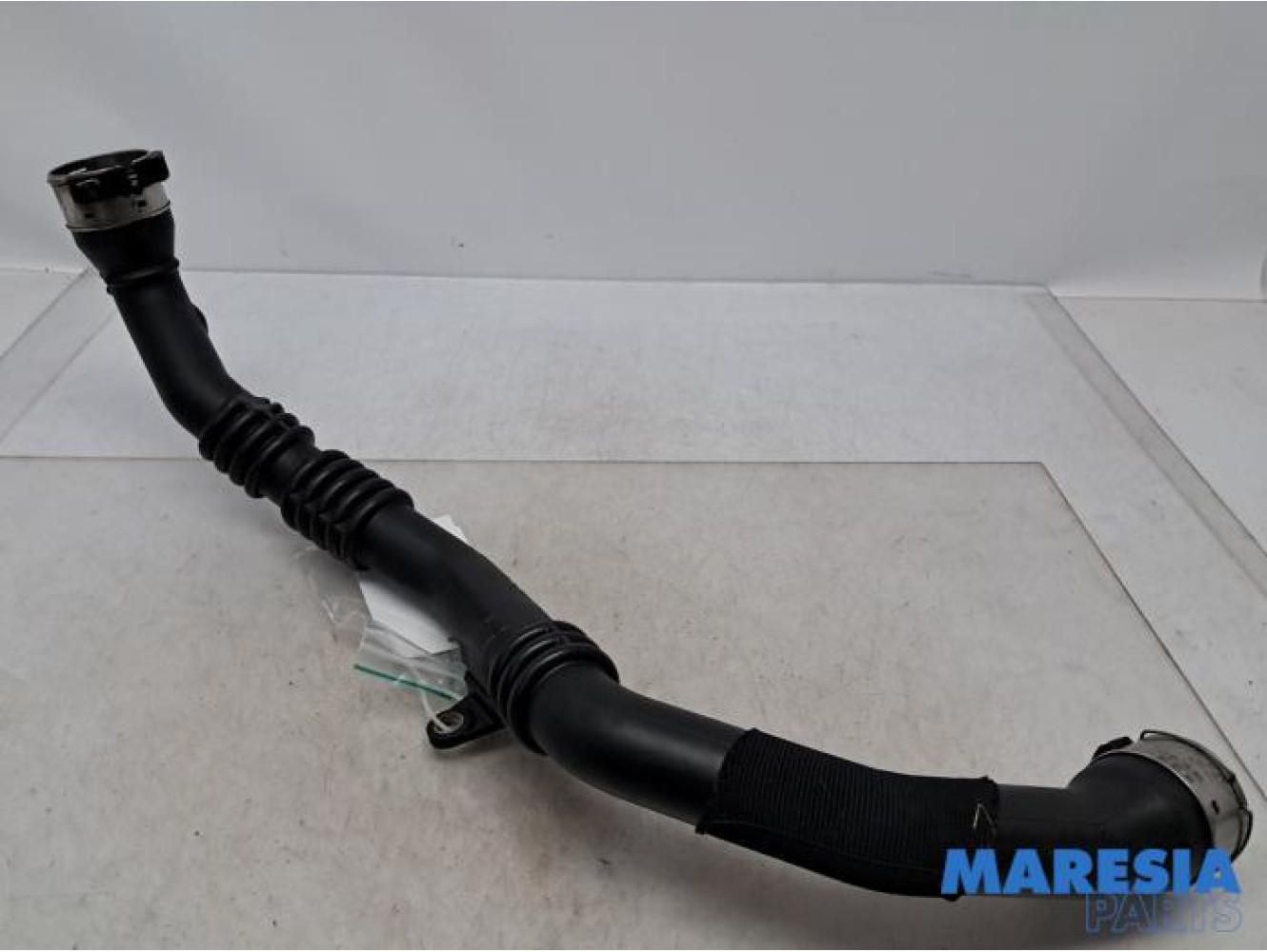 Renault - Clio - Intercooler tube
