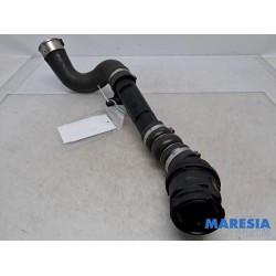 Renault - Clio - Intercooler hose