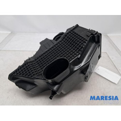 Renault - Clio - Air box
