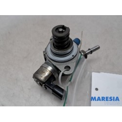 Renault - Megane - Brandstofpomp Mechanisch