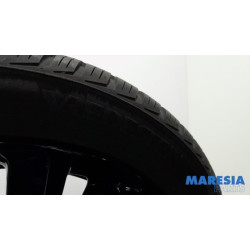 Peugeot - 2008 - Sportvelgenset + banden