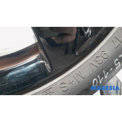 Peugeot - 2008 - Sportvelgenset + banden