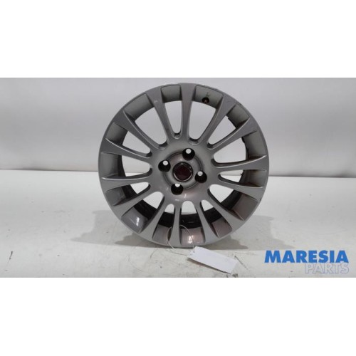 Fiat - Punto - Wheel