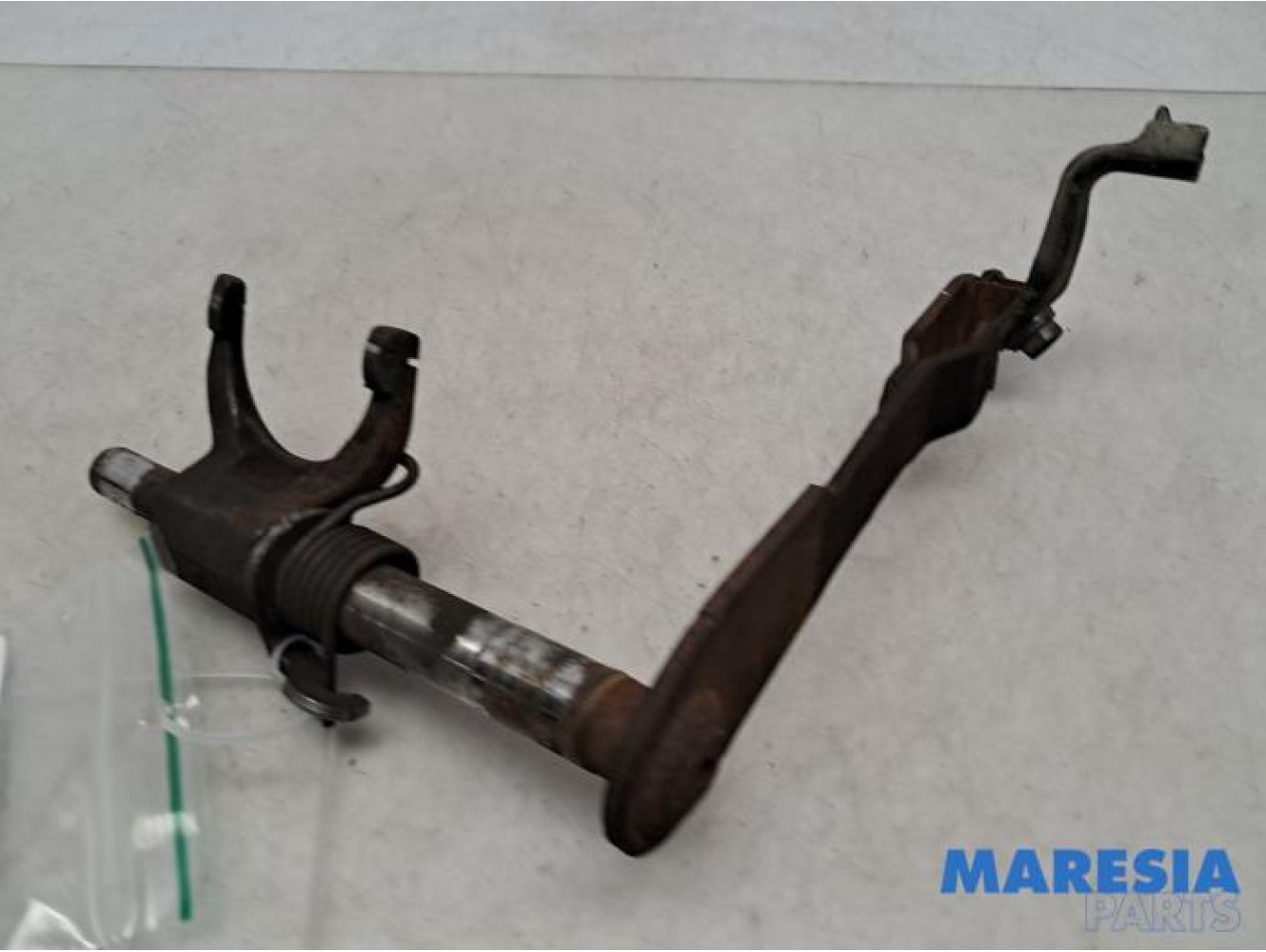 Peugeot - 107 - Yoke