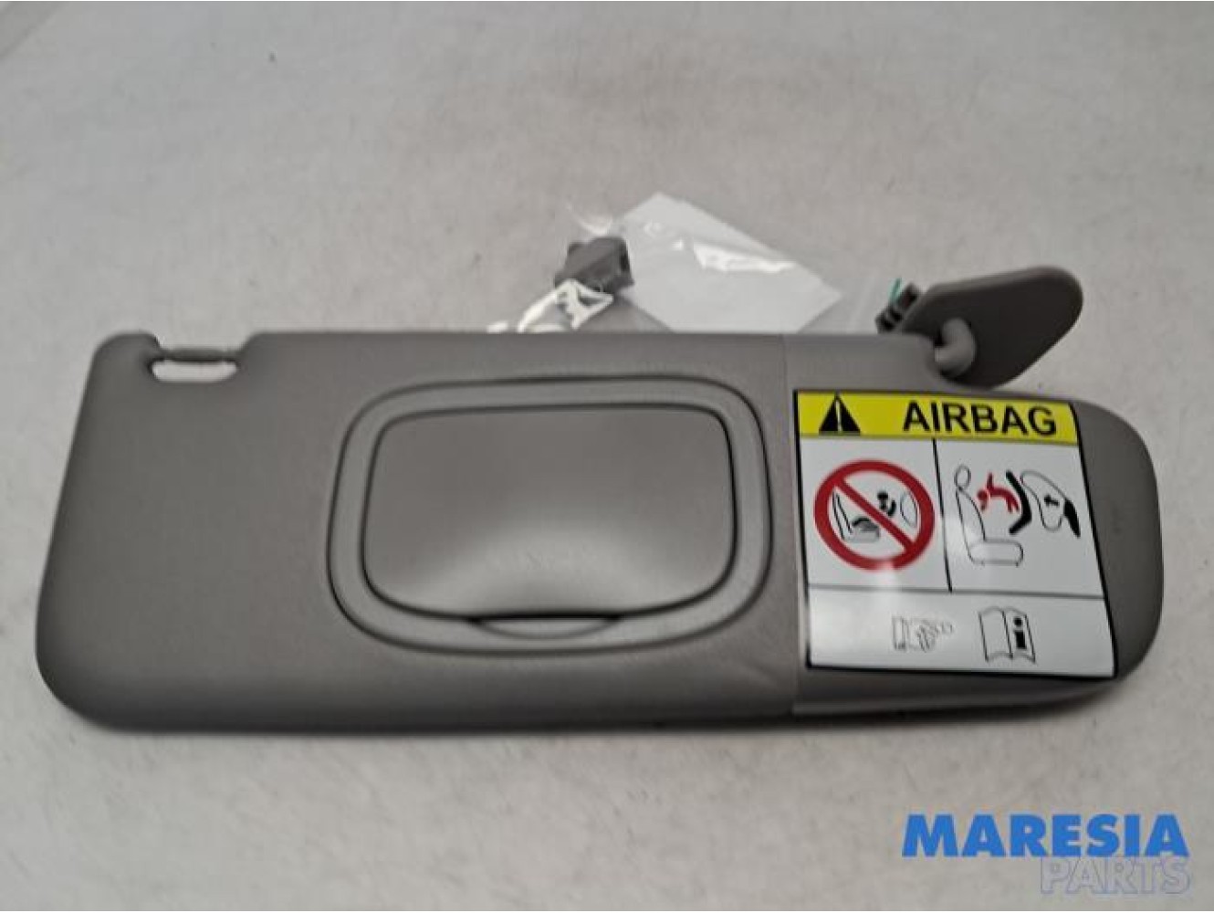 Alfa Romeo - Giulietta - Sun visor