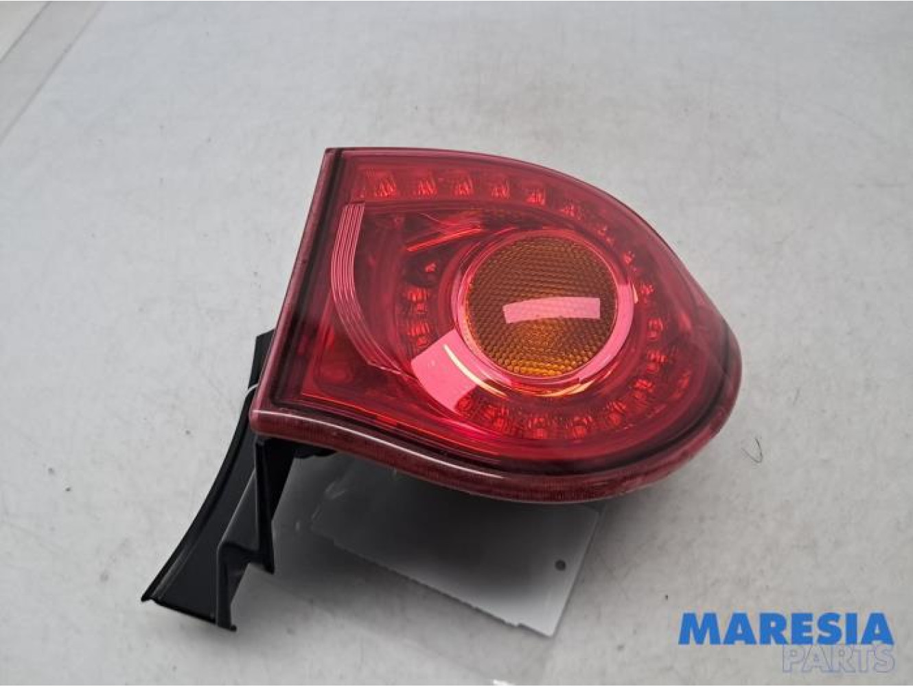 Alfa Romeo - Giulietta - Taillight, right