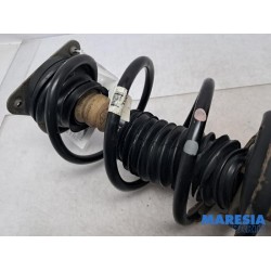 Renault - Clio - Front shock absorber rod, left