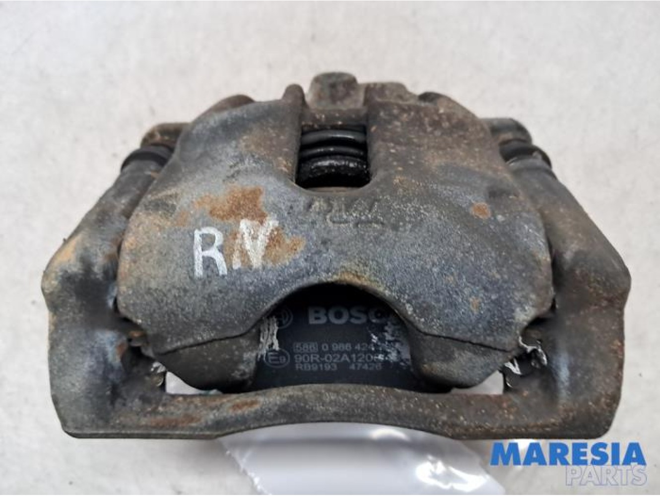 Renault - Clio - Front brake calliper, right