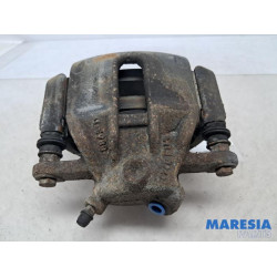 Renault - Clio - Front brake calliper, left