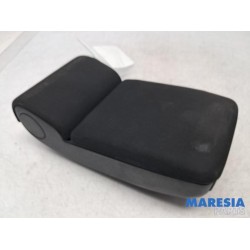 Alfa Romeo - Giulietta - Armrest