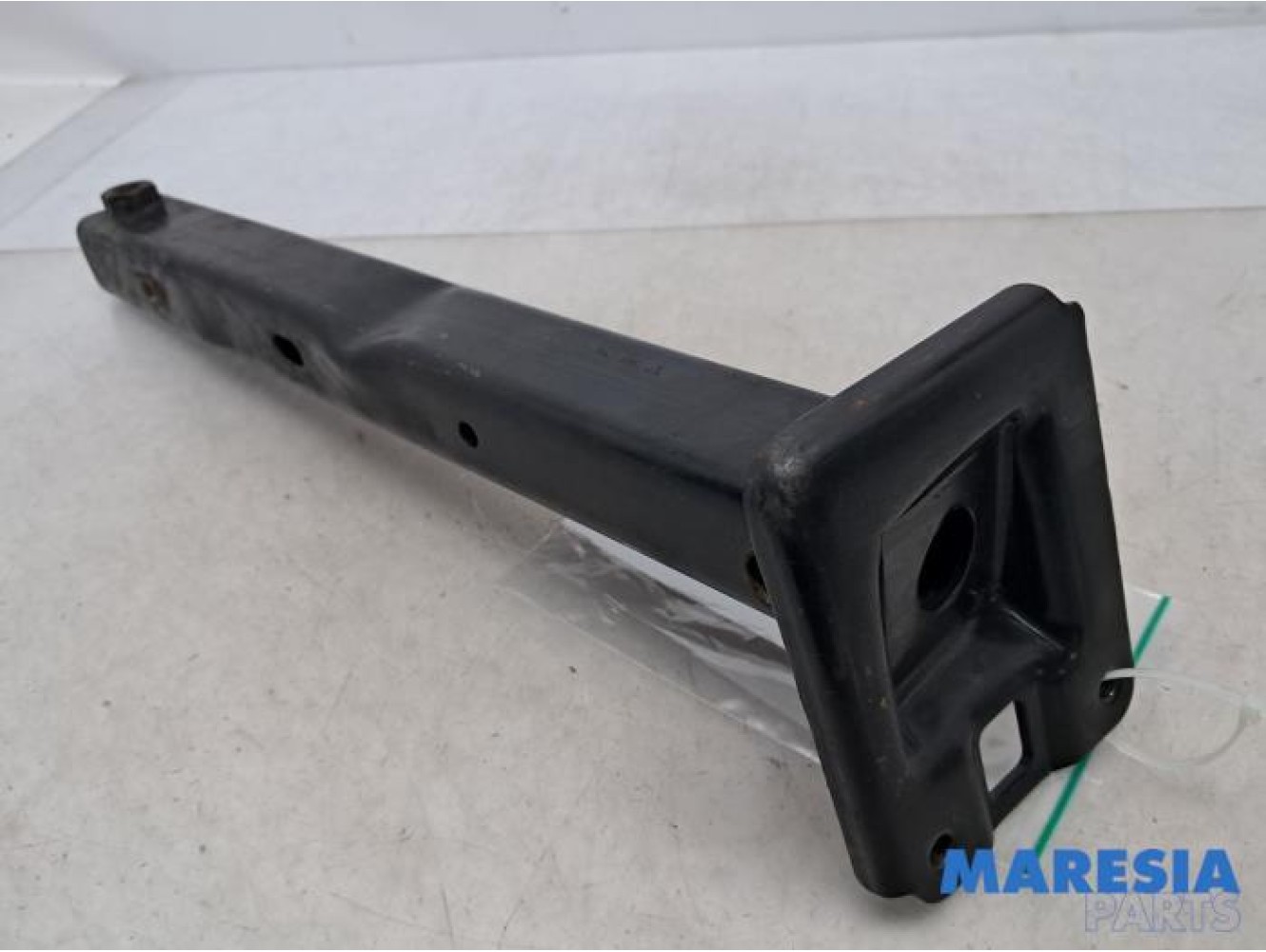 Peugeot - 207 - Front part support