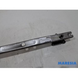 Renault - Kangoo - Bumperframe achter