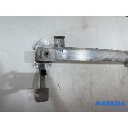 Peugeot - 2008 - Front bumper frame