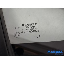 Renault - Clio - Quarter light, front right
