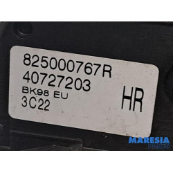 Renault - Clio - Rear door mechanism 4-door, right