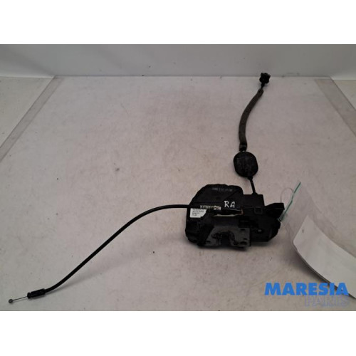 Renault - Clio - Rear door mechanism 4-door, right