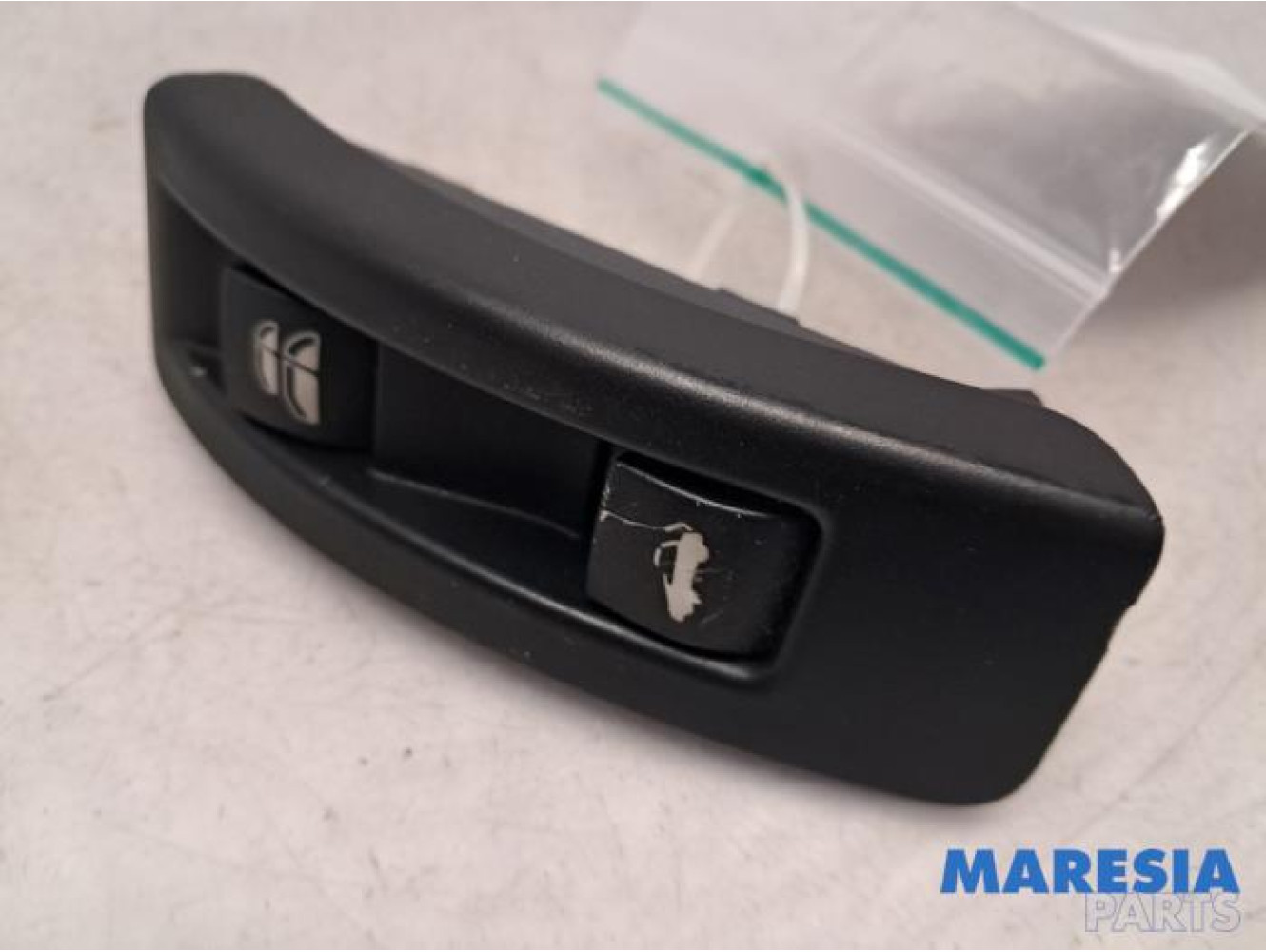 Peugeot - 207 - Convertible roof controller