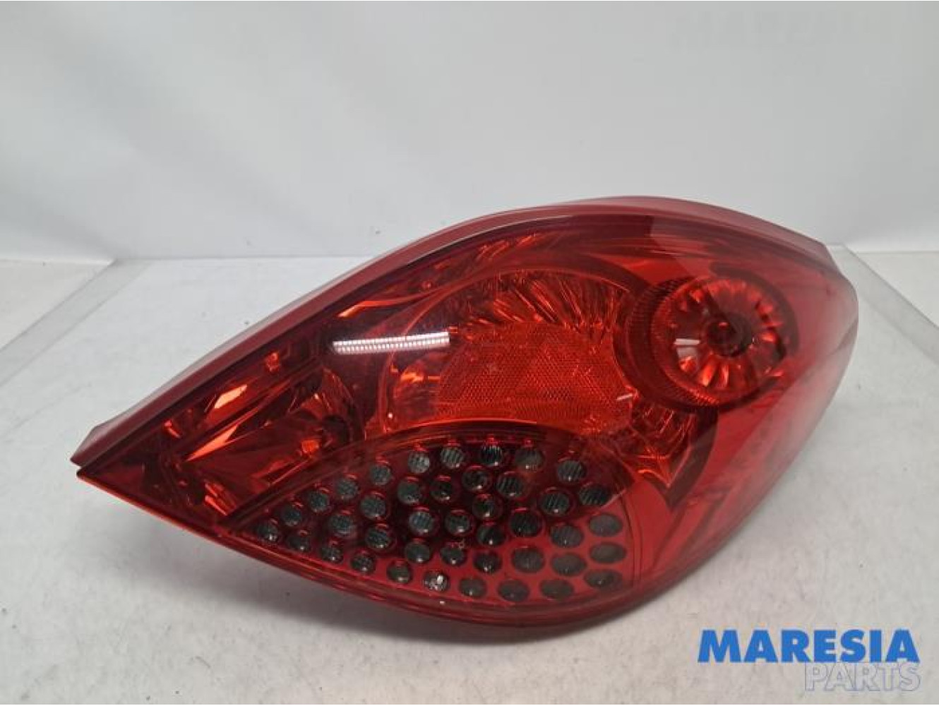 Peugeot - 207 - Taillight, right