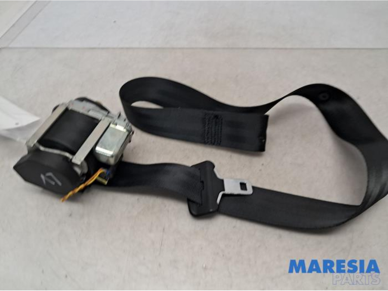Peugeot - 207 - Front seatbelt, left