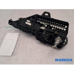 Renault - Clio - Door handle 4-door, front left