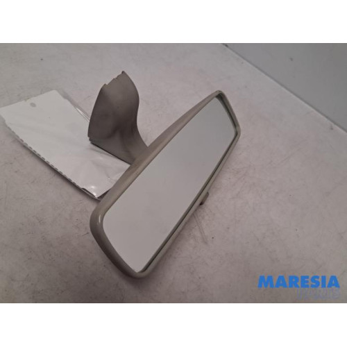 Renault - Clio - Rear view mirror