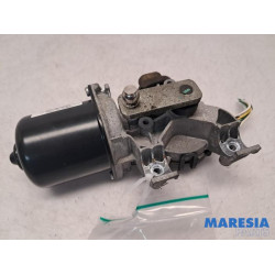 Renault - Clio - Front wiper motor