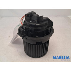 Renault - Clio - Heating and ventilation fan motor