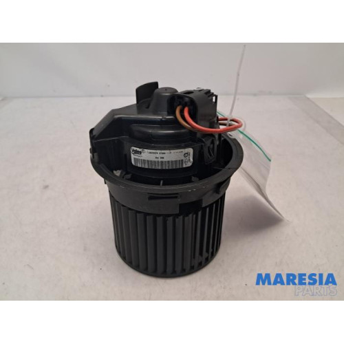 Renault - Clio - Heating and ventilation fan motor
