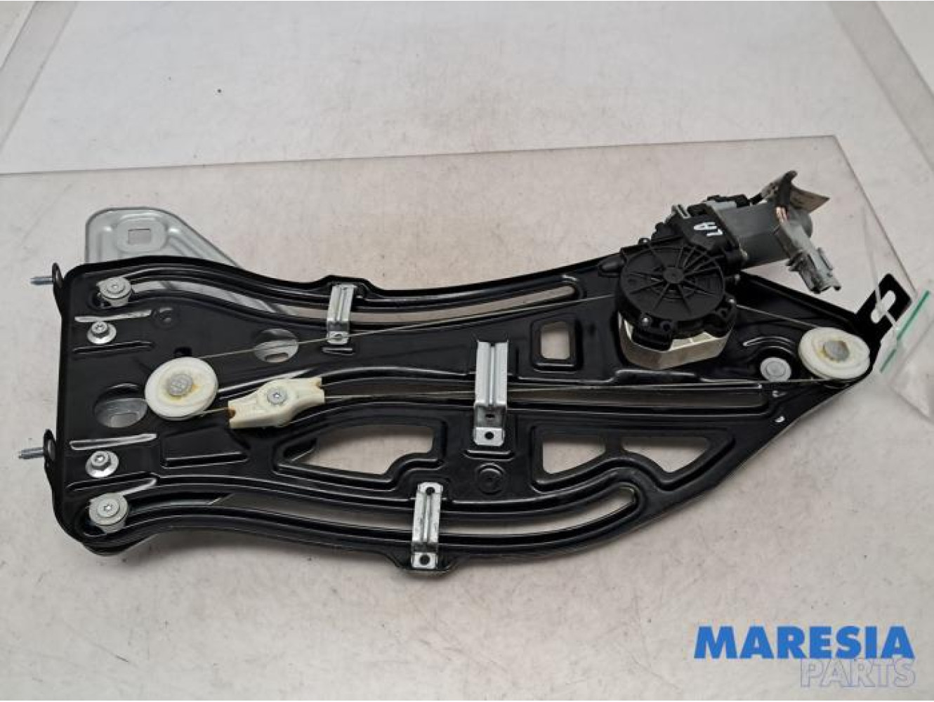 Peugeot - 207 - Rear window mechanism 2-door, left