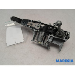 Peugeot - 207 - Portiergreep 2Deurs links