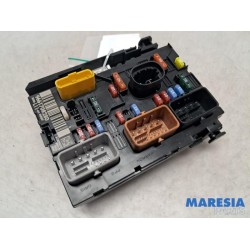 Peugeot - 207 - Fuse box