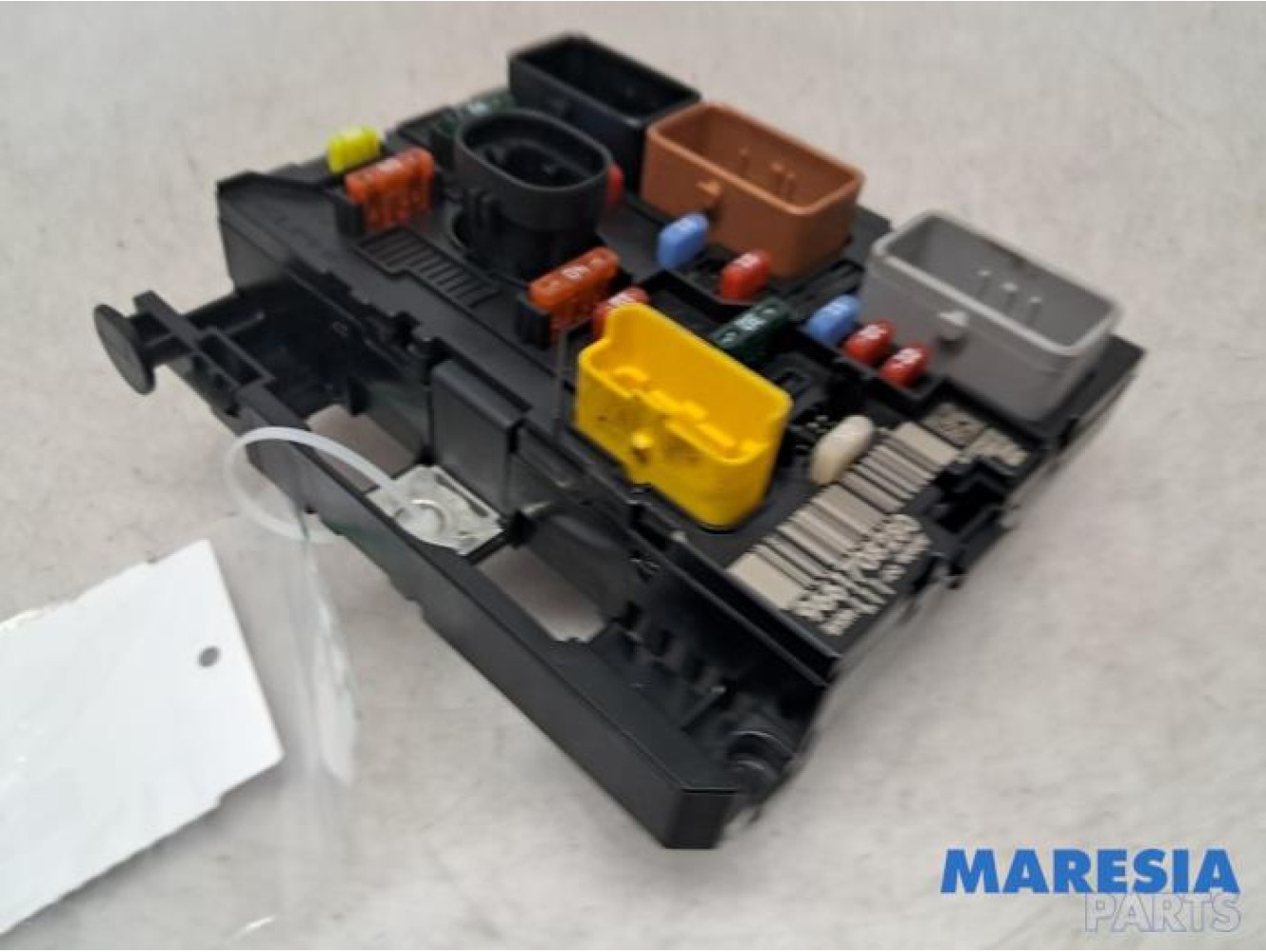 Peugeot - 207 - Fuse box