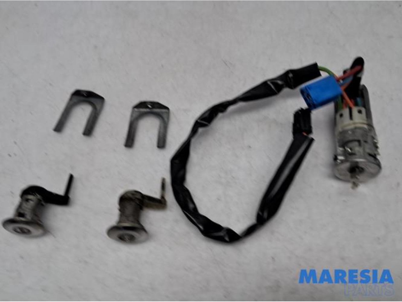 Peugeot - 206 PLUS - Set of locks
