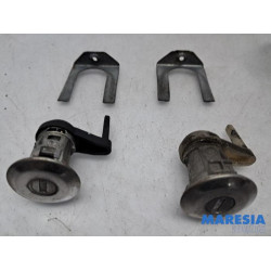 Peugeot - 206 PLUS - Set of locks