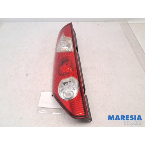 Renault - Kangoo - Achterlicht links