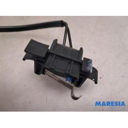 Peugeot - 207 - Convertible top position sensor